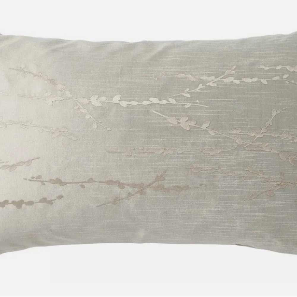 NIB 1 Michael Aram Willow Collection  standard Sham